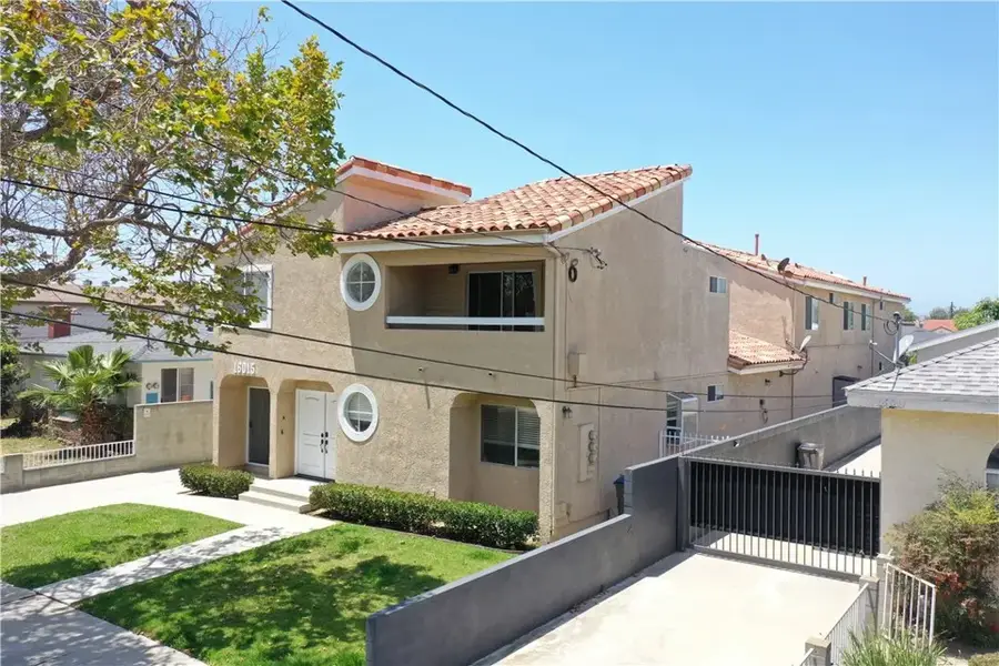 16015 Halldale Avenue, Gardena, CA 90247 - #2