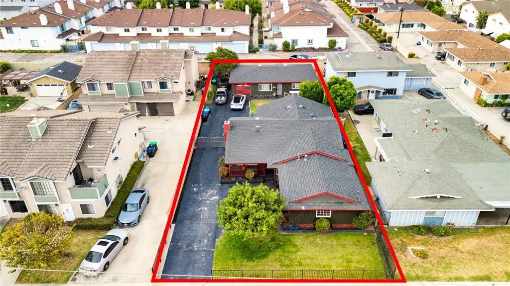 9540 Park Street, Bellflower, CA 90706 - #1