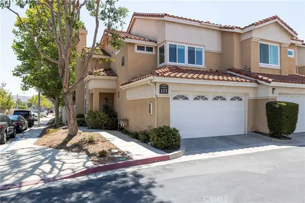 1120 Portofino Court #101, Corona, CA 92881