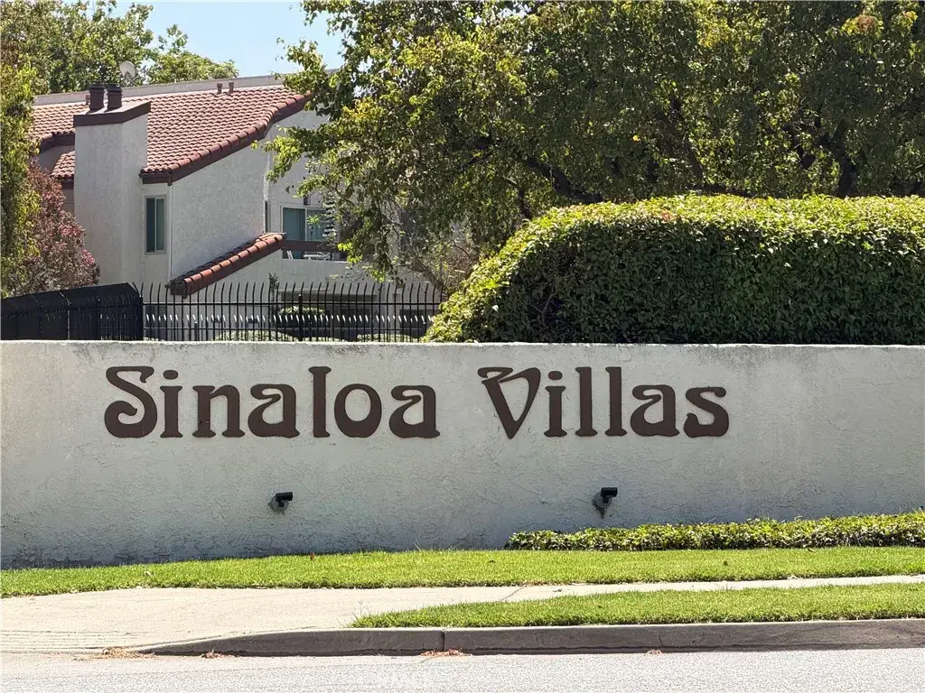 1712 Sinaloa #105, Simi Valley, CA 93065 - #1