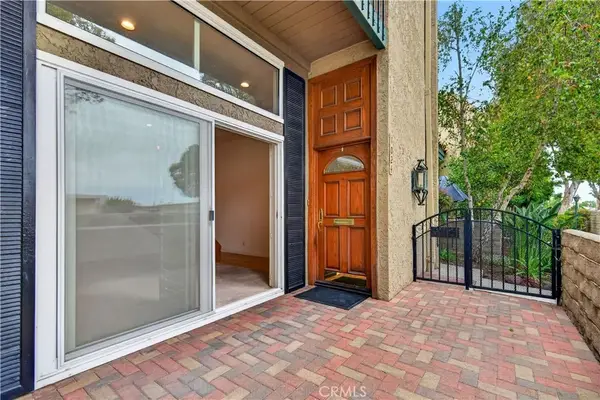 1024 Palo Verde Avenue, Long Beach, CA 90815