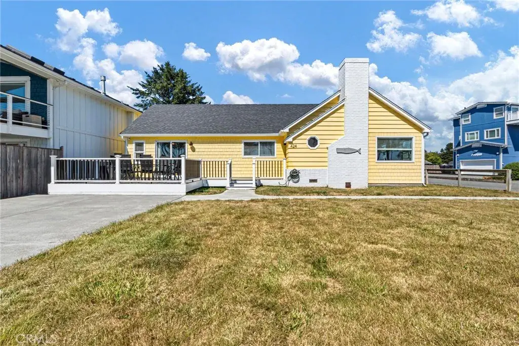 424 N Pebble Beach, Crescent City, CA 95531 - #1