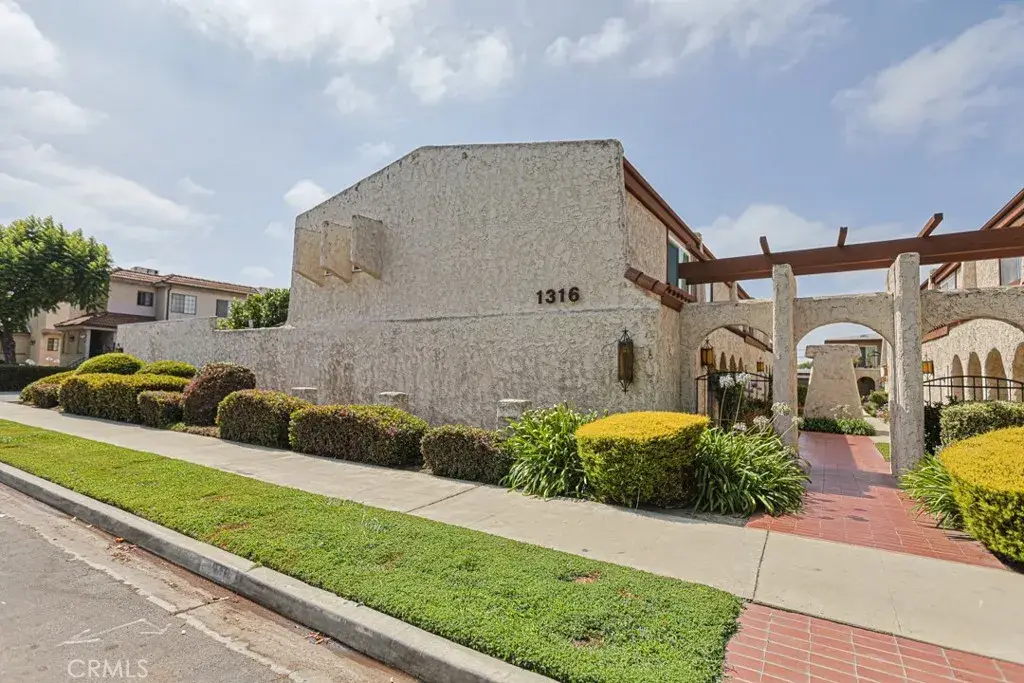 1316 Elm #9, San Gabriel, CA 91775 - #1