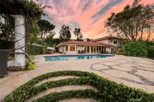 10432 Mira Vista Drive, North Tustin, CA 92705