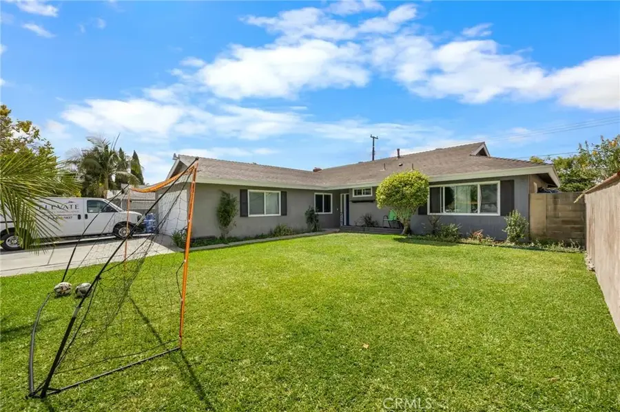 1806 W Camden, Santa Ana, CA 92704 - #2