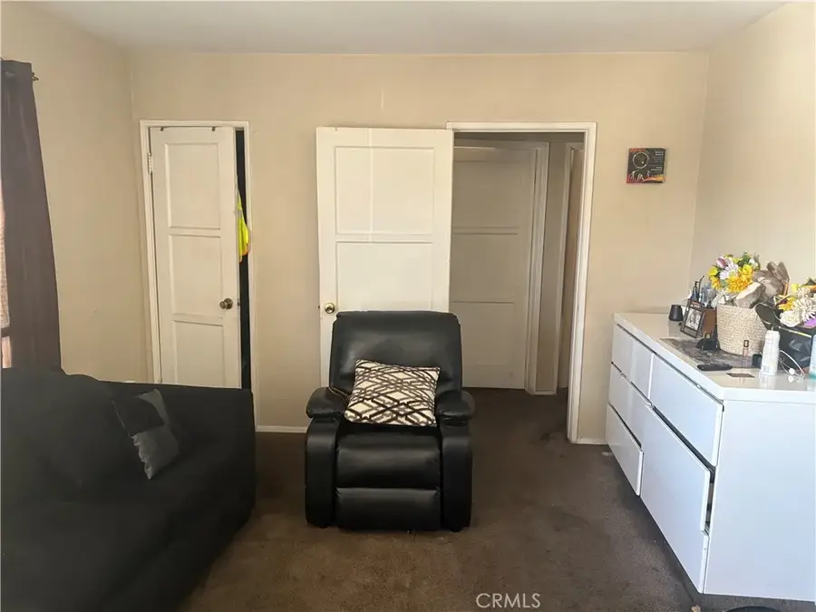 1258 E 126th, Los Angeles, CA 90059 - #3