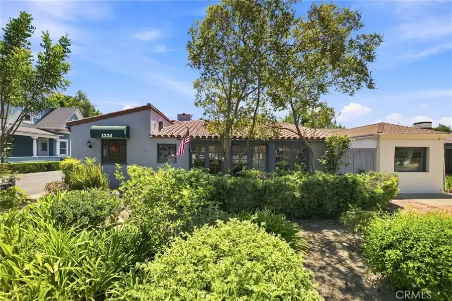 1324 E Chapman, Orange, CA 92866 - #2