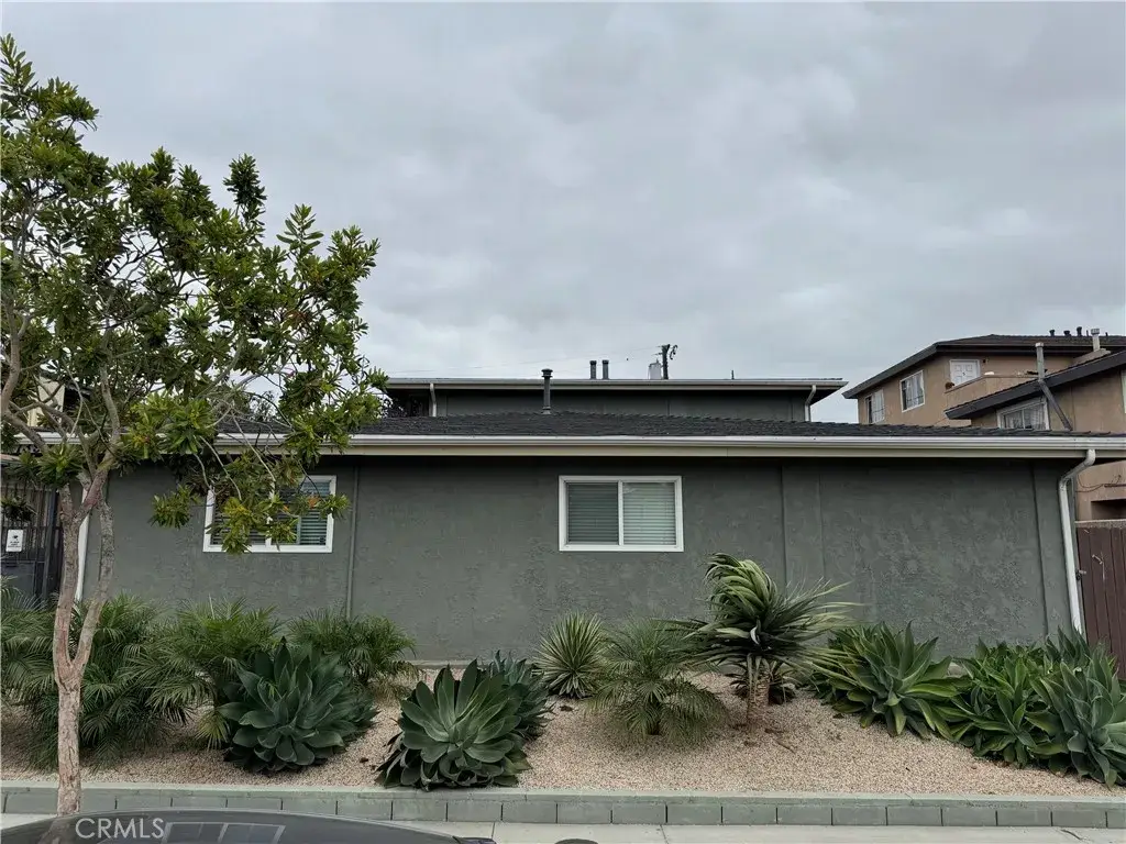 17392 Keelson, Huntington Beach, CA 92647 - #1