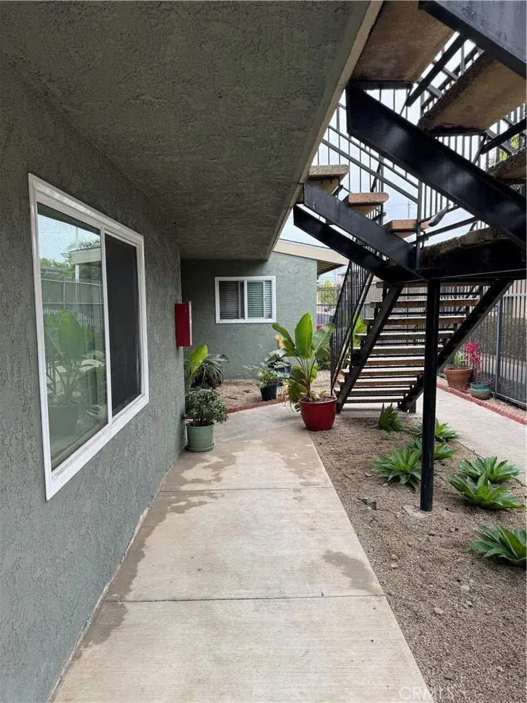 17392 Keelson, Huntington Beach, CA 92647 - #3