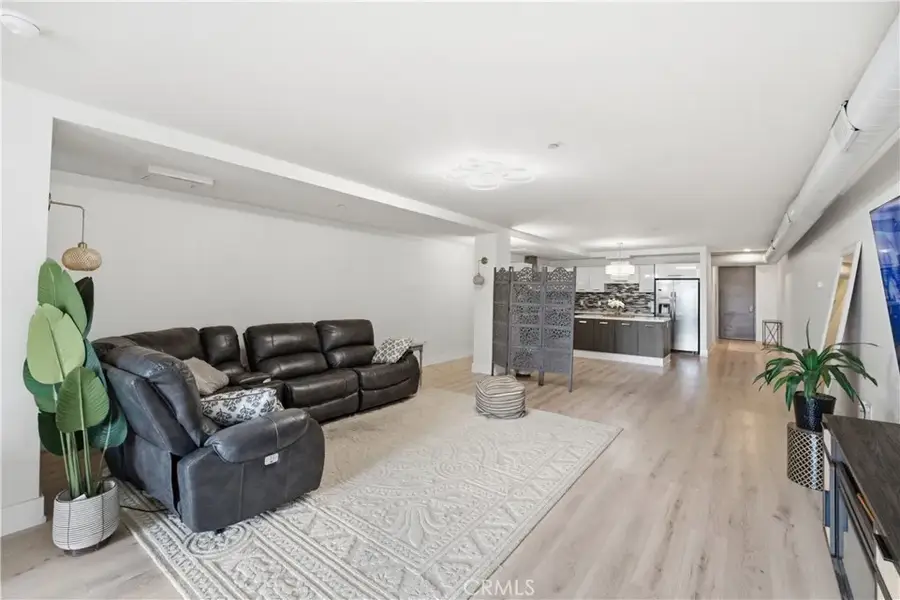 433 Pine Avenue #201, Long Beach, CA 90802 - #2