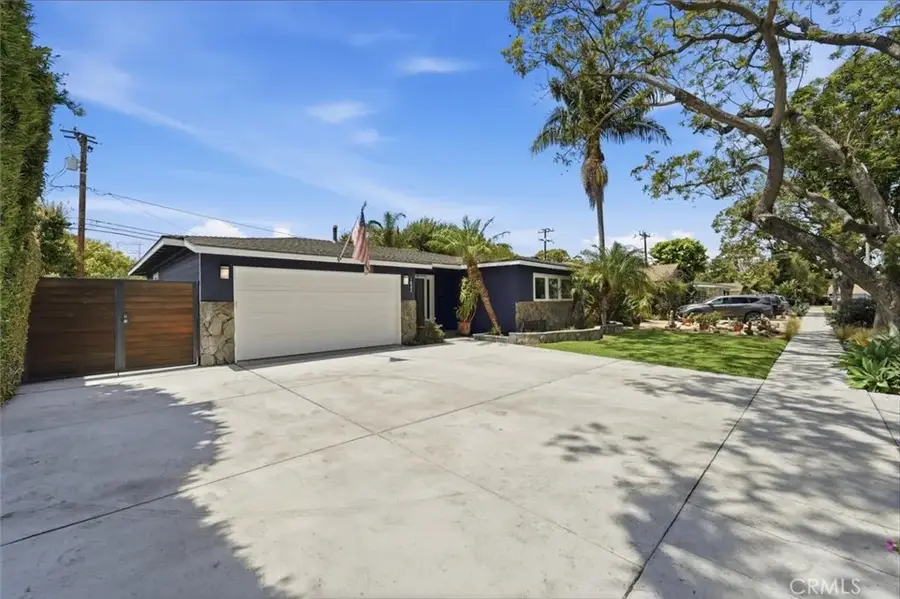 1842 Stevely Avenue, Long Beach, CA 90815 - #2
