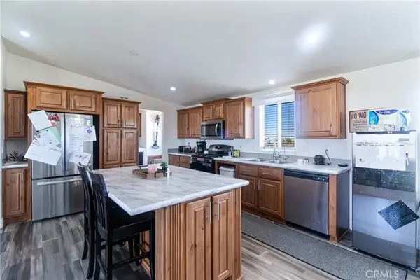 2876 Goss, Phelan, CA 92371