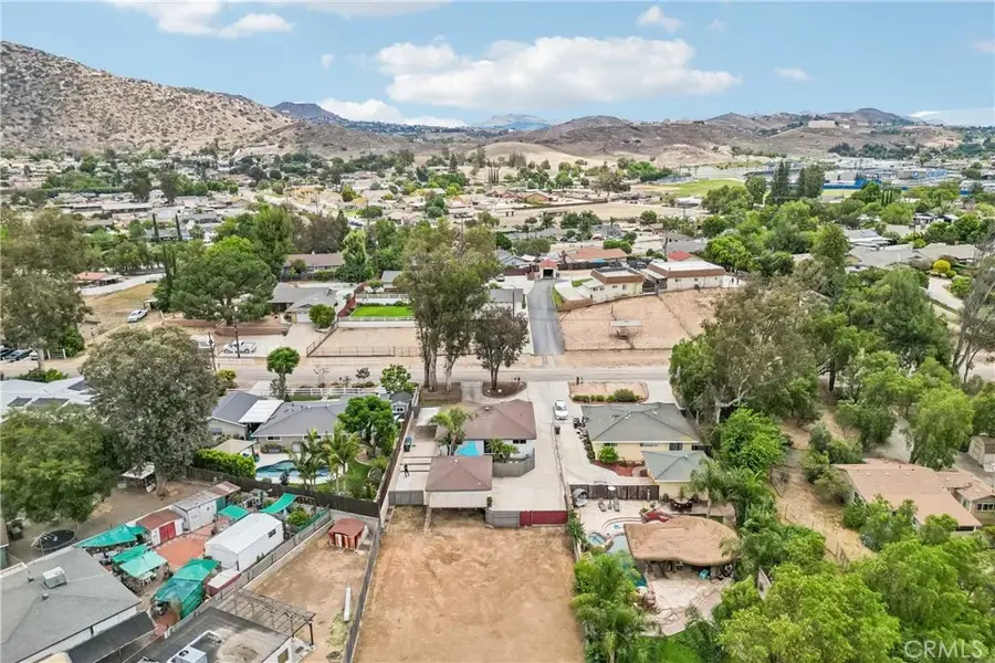 2448 Corona, Norco, CA 92860 - #2