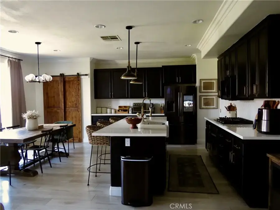13140 Monrovia, Hesperia, CA 92344 - #2