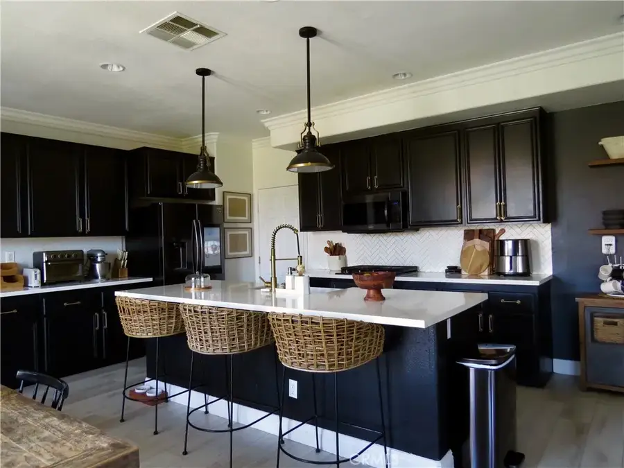 13140 Monrovia, Hesperia, CA 92344 - #3