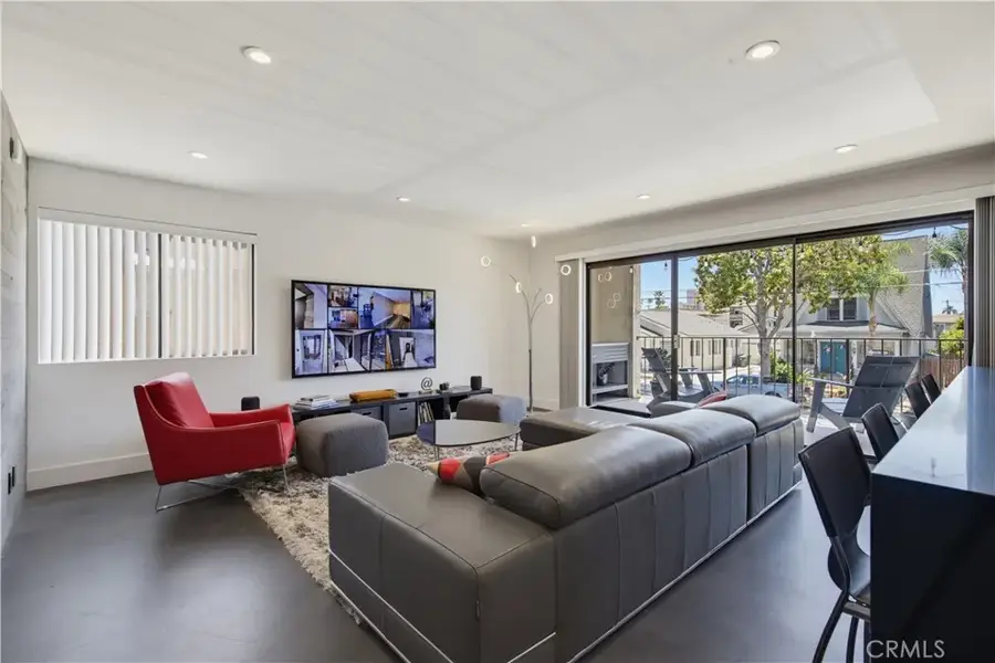 1525 E Appleton Street #201, Long Beach, CA 90802 - #3