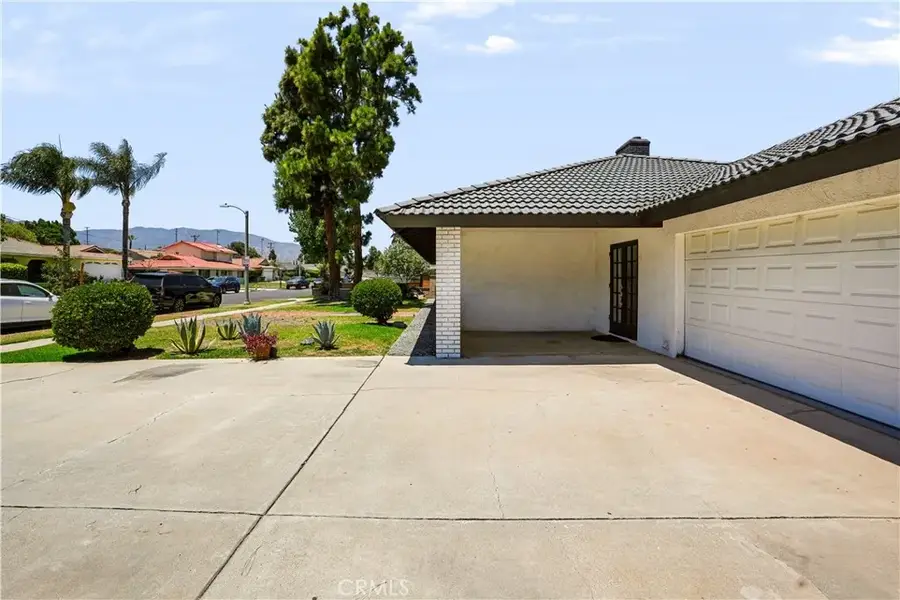 1033 Alta Loma, Corona, CA 92882 - #3