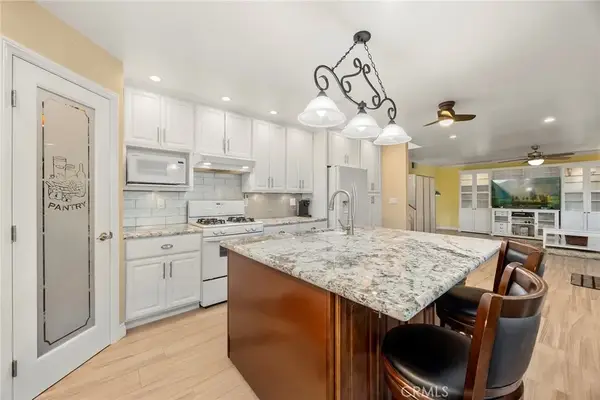 945 Glencliff, La Habra, CA 90631