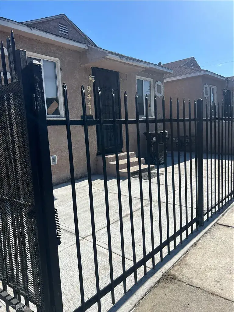 9435 S Western, Los Angeles, CA 90047 - #1