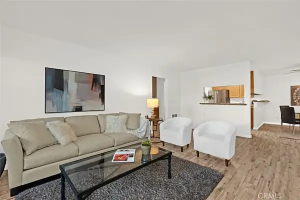 1345 Cabrillo Park #F05, Santa Ana, CA 92701