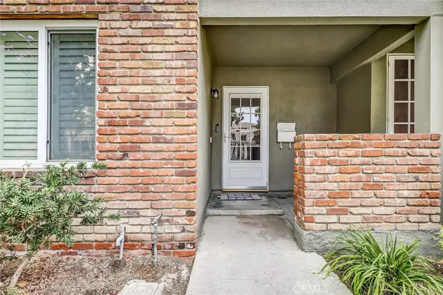 4657 Larwin Avenue, Cypress, CA 90630 - #2