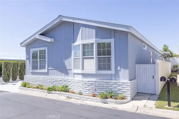 23301 Ridge Route #24, Laguna Hills, CA 92653