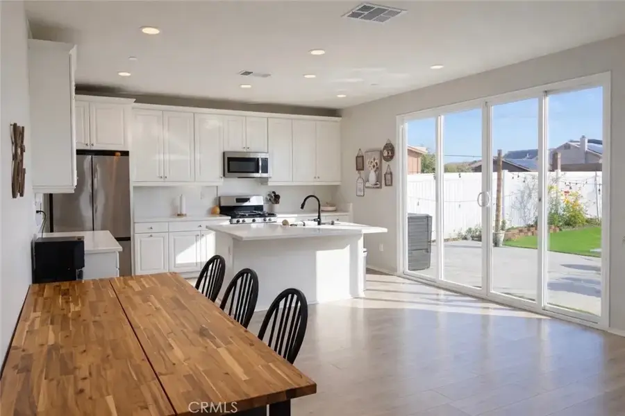 8883 Beacon, Hesperia, CA 92344 - #3