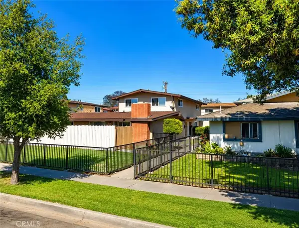 1613 Cedar, Santa Ana, CA 92707