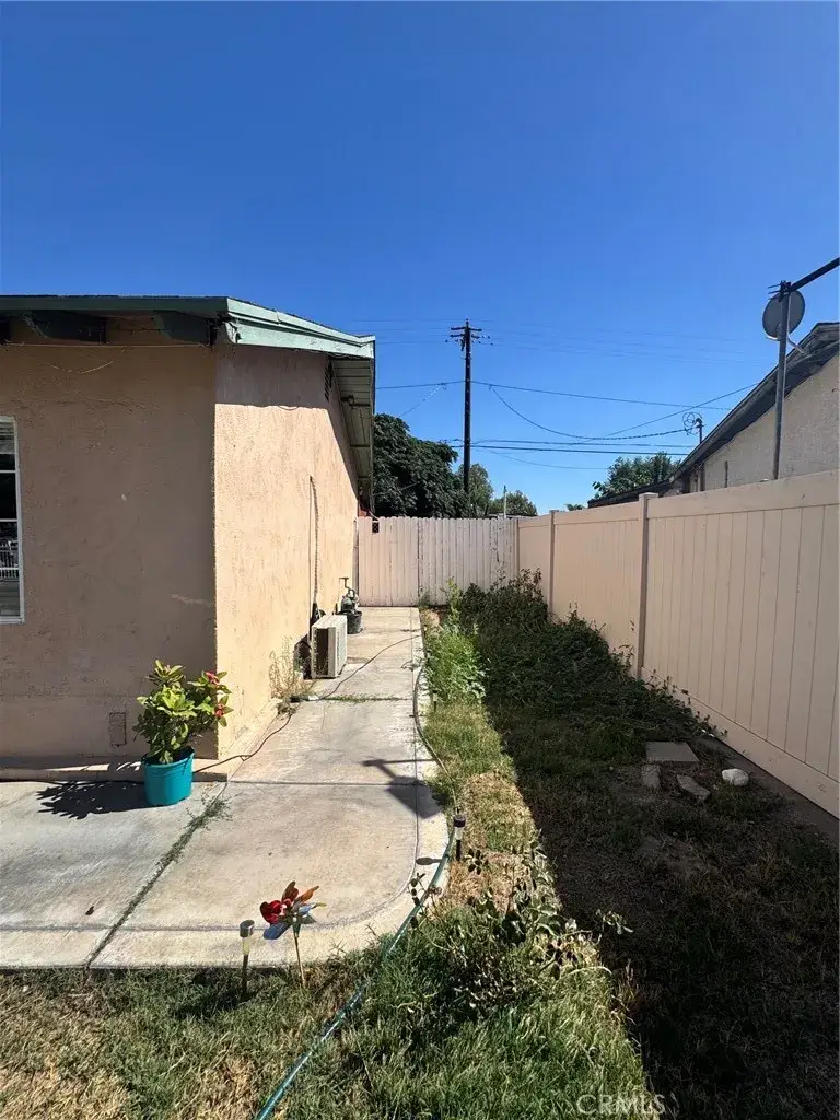 2313 Portola, San Bernardino, CA 92407 - #3