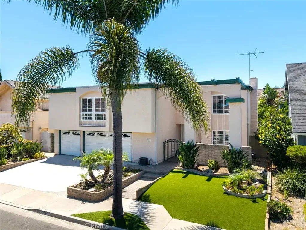 9717 Avenida Monterey, Cypress, CA 90630 - #1