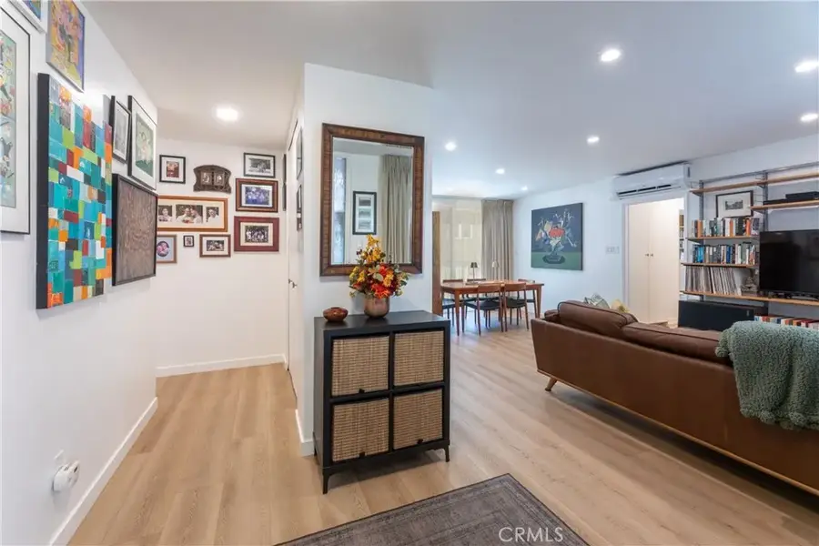 210 Grand #102, Long Beach, CA 90803 - #2