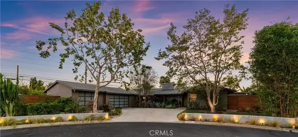 13981 Sandhurst Place, North Tustin, CA 92705