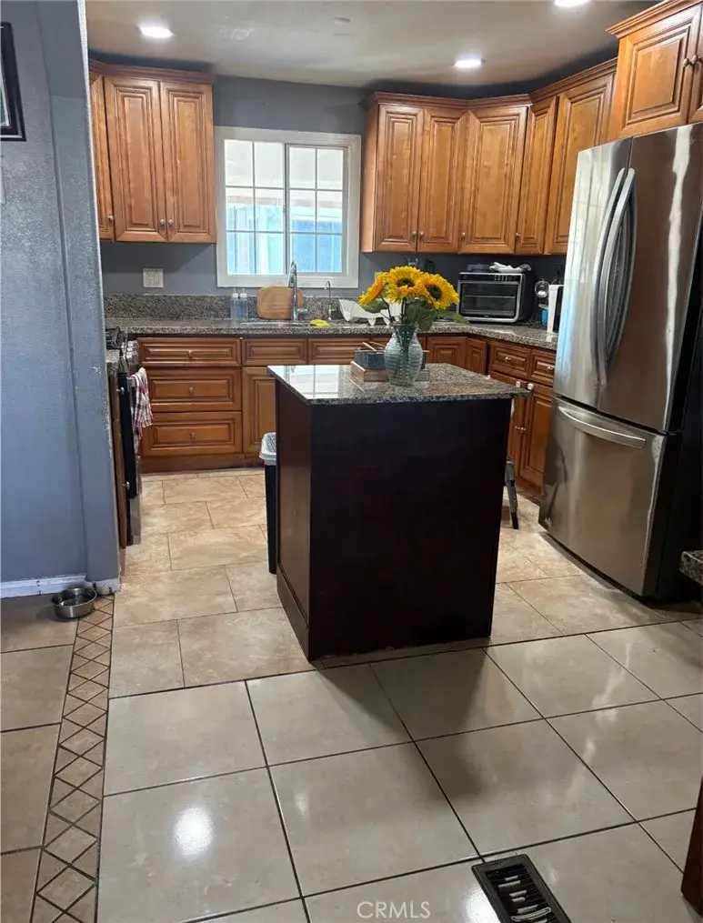 12101 Indiana Ave #32, Riverside, CA 92503 - #2