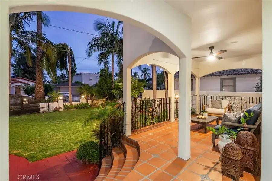 4221 E Massachusetts Street, Long Beach, CA 90814 - #3