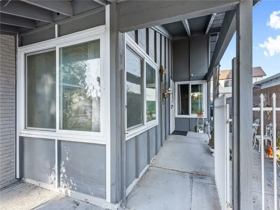 2216 Sequoia, Simi Valley, CA 93063 - #2
