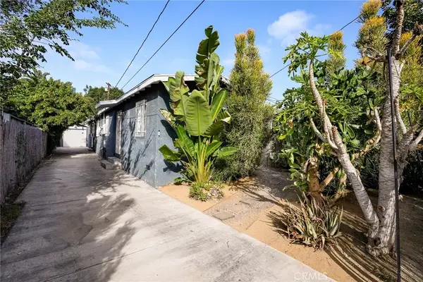 8917 Beach Street, Los Angeles, CA 90002