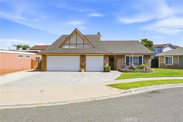 8821 Tamarisk, Westminster, CA 92683