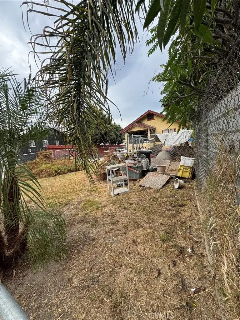 811 East 113th Street, Los Angeles, CA 90059 - #3