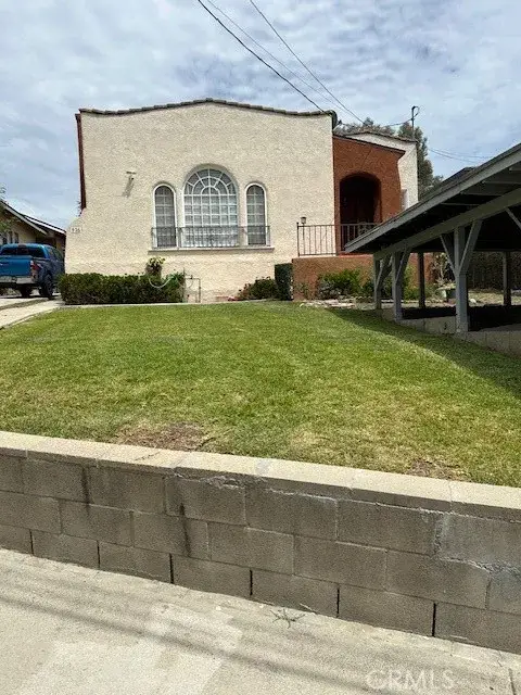 926 N Avenue 49, Los Angeles, CA 90042
