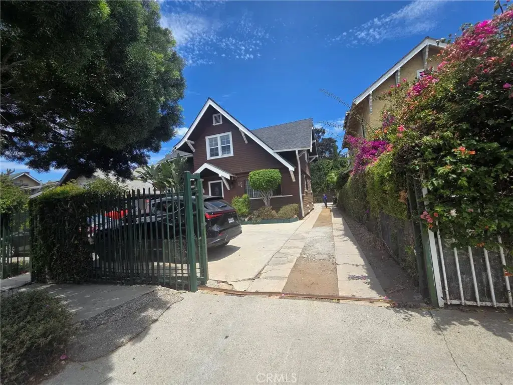 1628 S Van Ness, Los Angeles, CA 90019 - #1