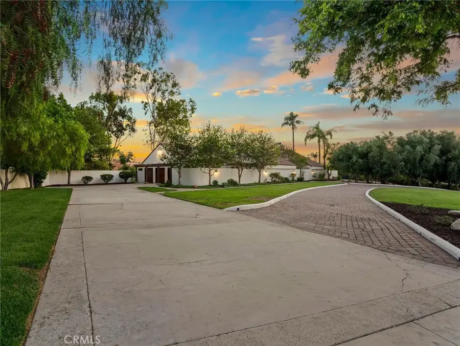 1818 Old Bridge Road, Riverside, CA 92506 - #2