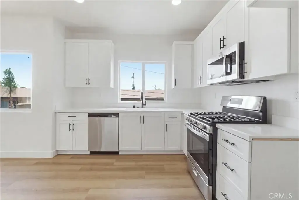521 N Lark Ellen #B, Covina, CA 91722 - #1