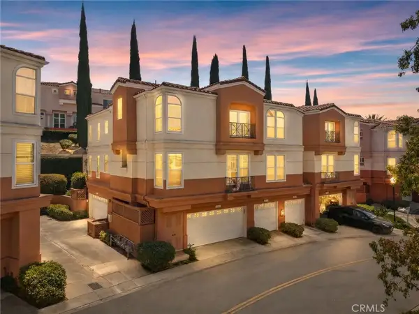 8086 E Venice, Anaheim, CA 92808