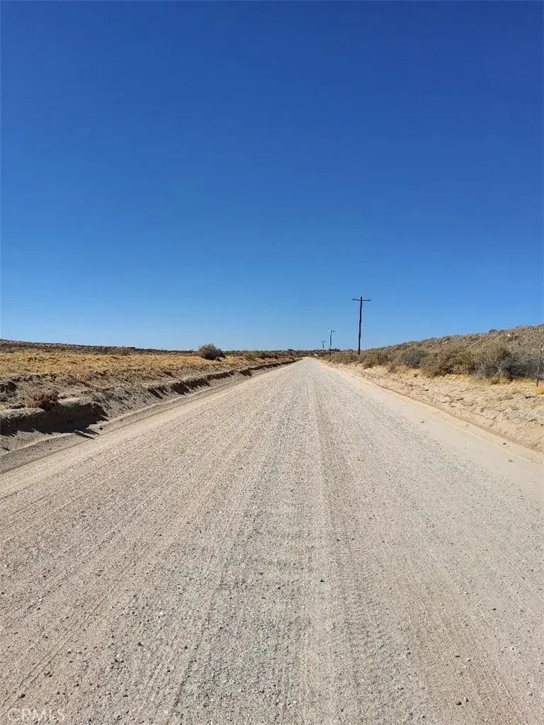 255 W Avenue N, Palmdale, CA 93551 - #3