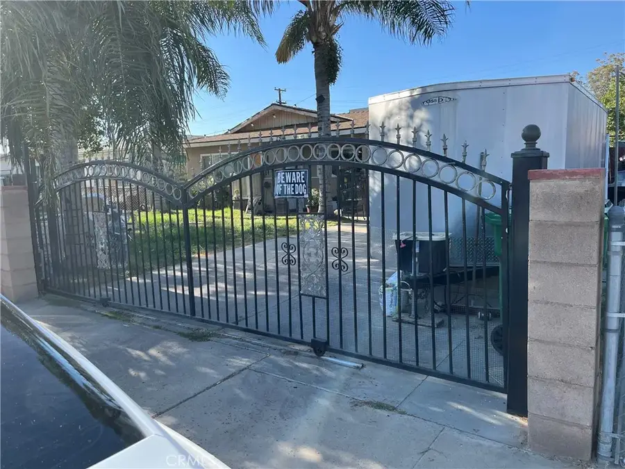 2508 Henley, Bakersfield, CA 93307 - #2