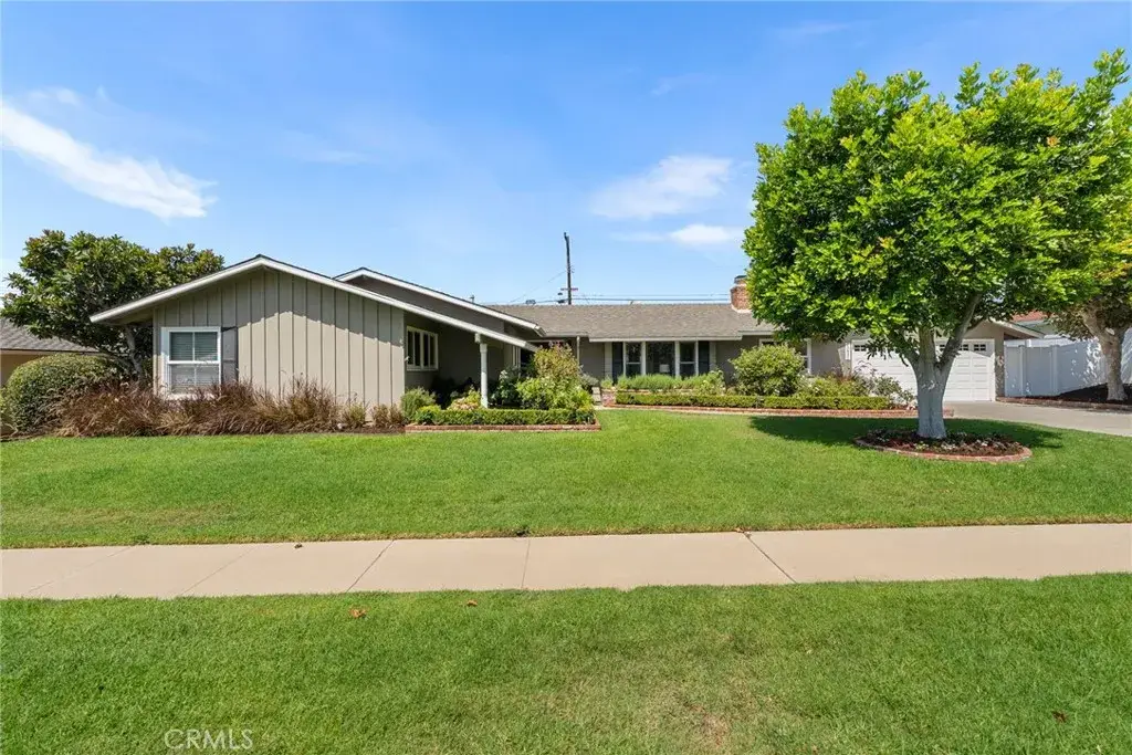 13831 Winthrope Street, North Tustin, CA 92705 - #1