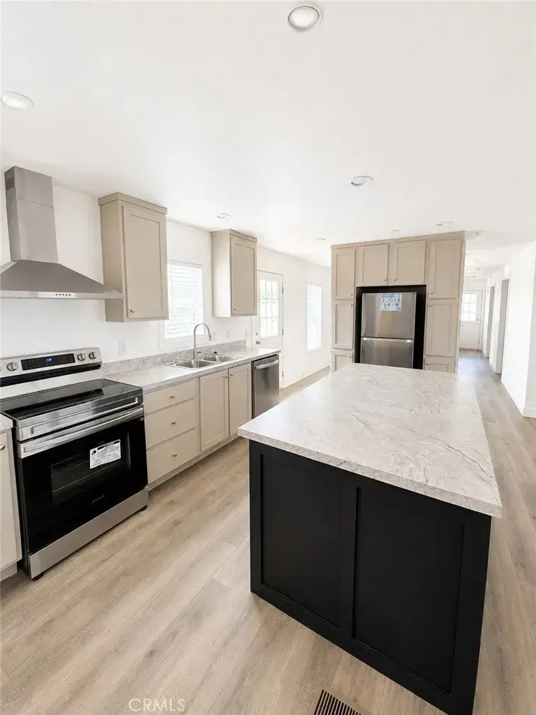 21781 Oakwood, Perris, CA 92570 - #3