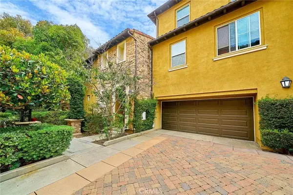 31 Gingerwood, Irvine, CA 92603