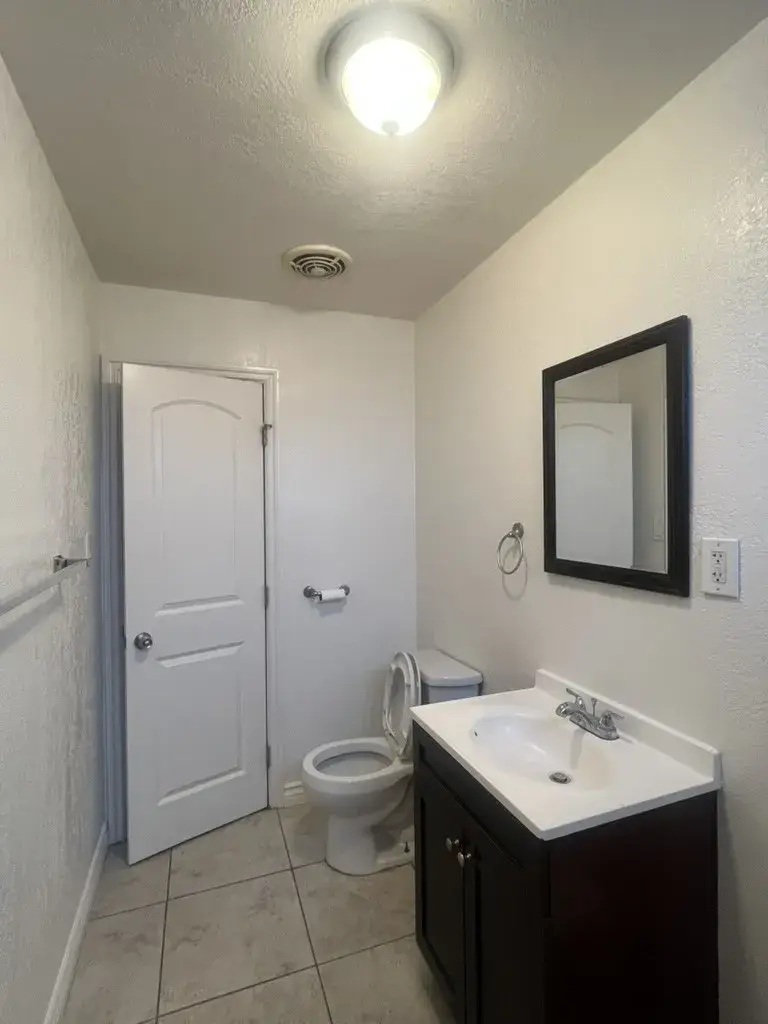 1041 W Reeve Street, Compton, CA 90220 - #2