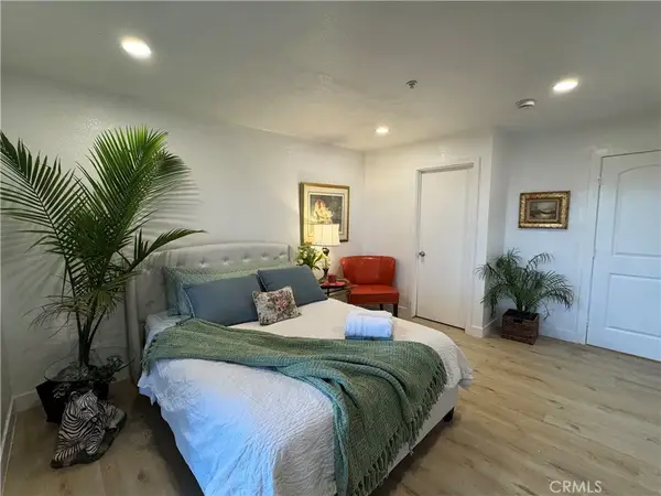 8514 E Baker Hill Road #B, Orange, CA 92869